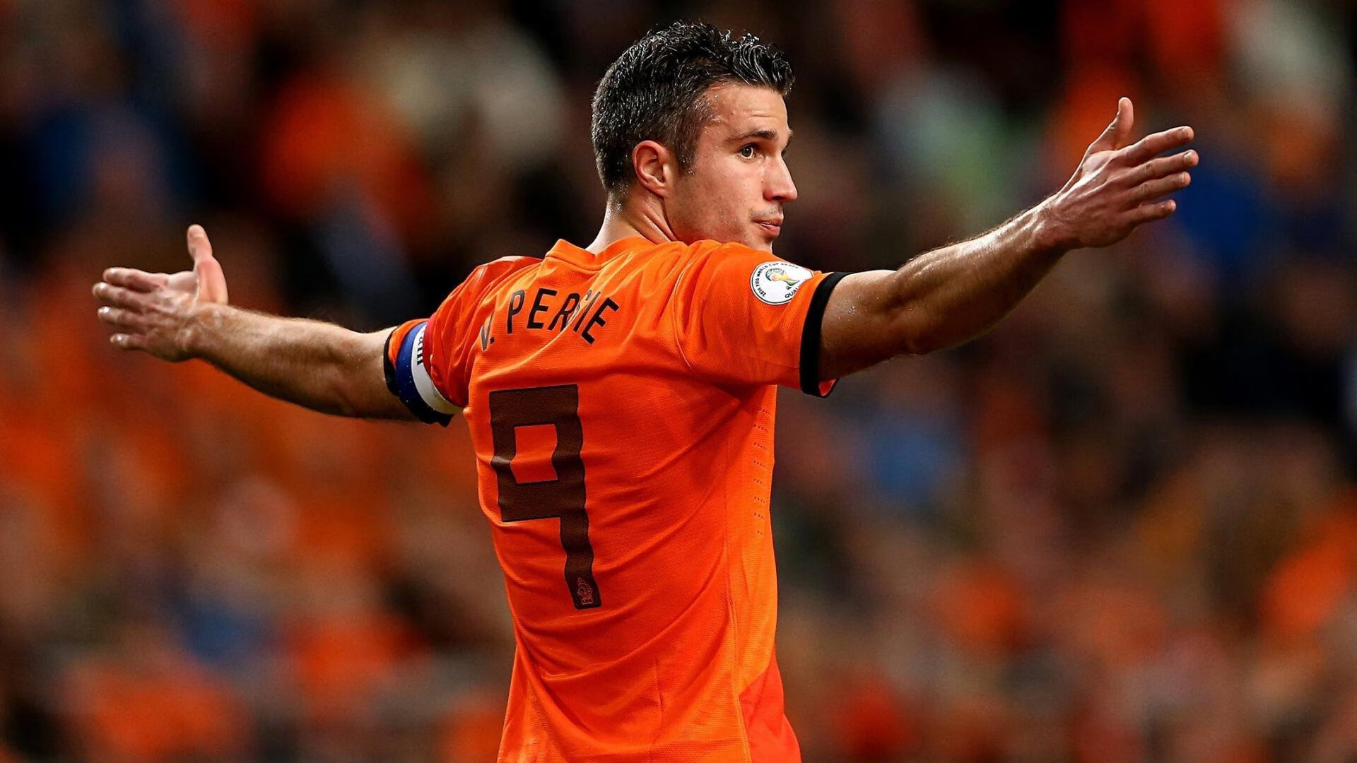 “足球+科技”新模式推动比赛更智能、更精彩，足球高科技